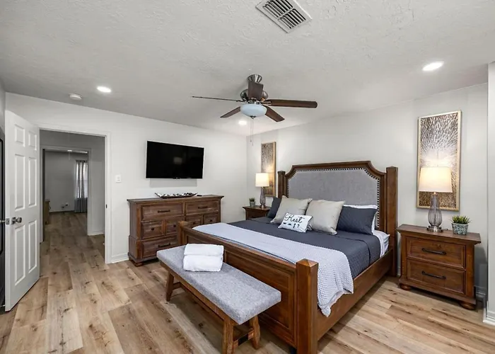 Holiday Four-Bedroom Home